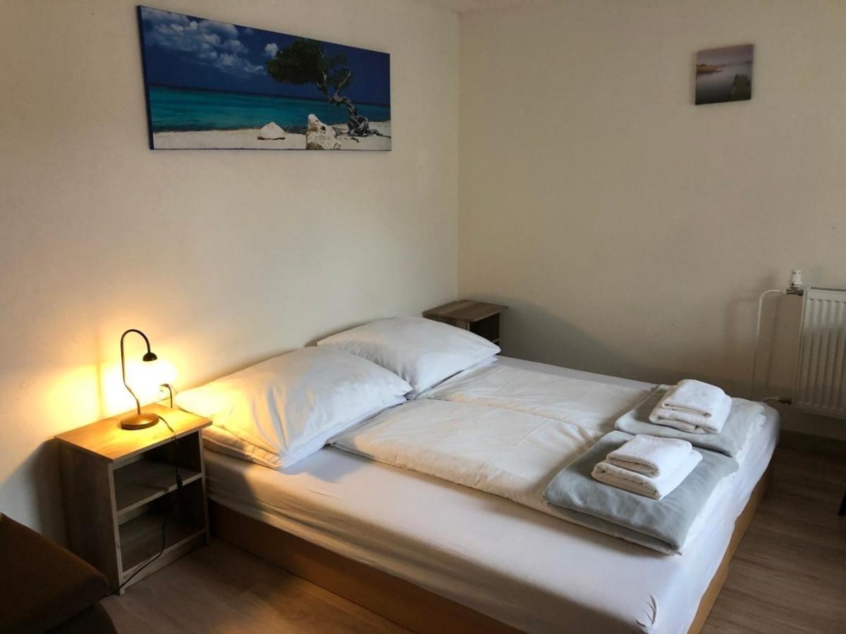 Podhajska 110 Apartment Ngoại thất bức ảnh