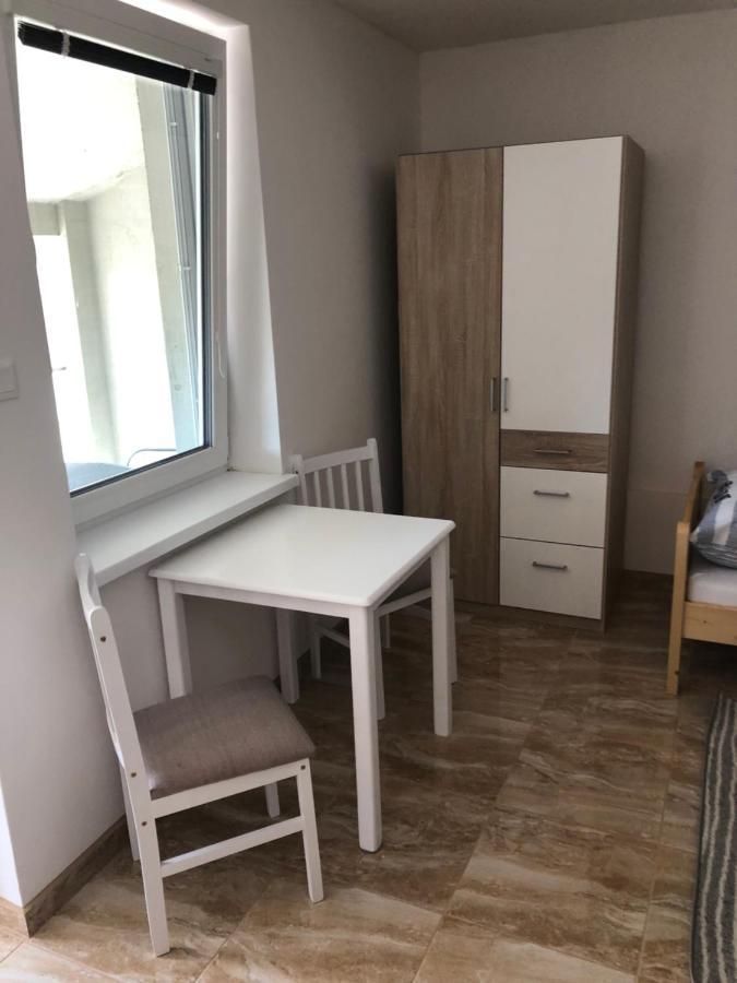 Podhajska 110 Apartment Ngoại thất bức ảnh