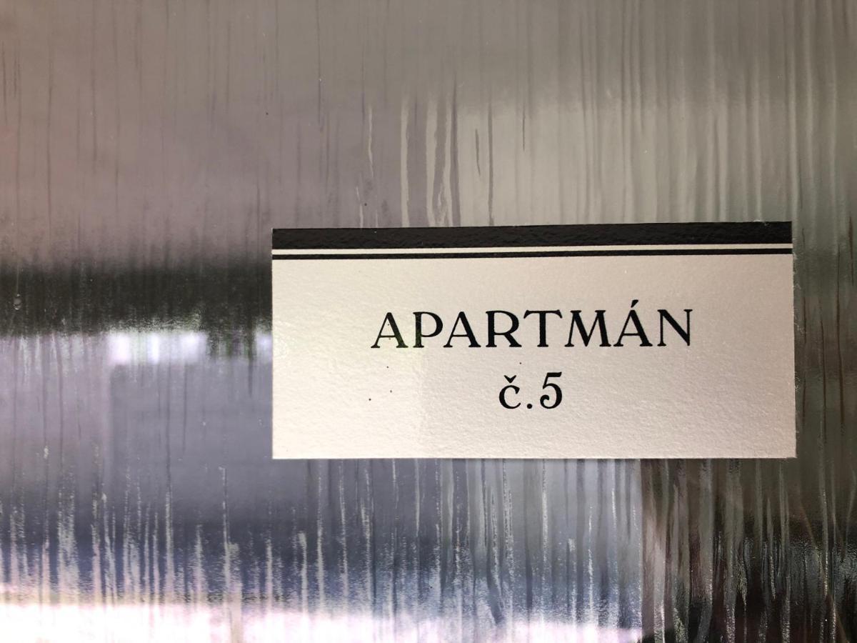 Podhajska 110 Apartment Ngoại thất bức ảnh