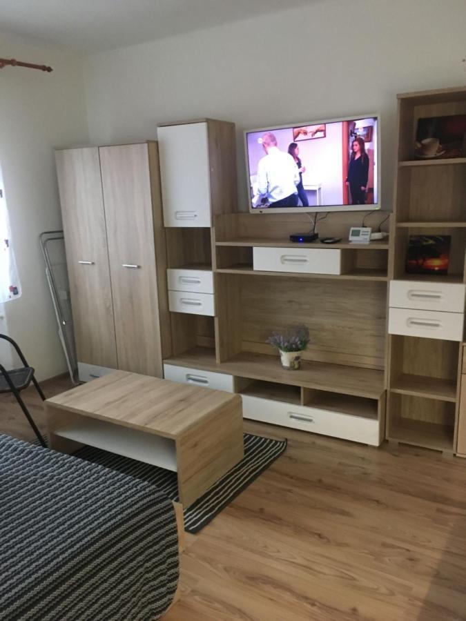 Podhajska 110 Apartment Ngoại thất bức ảnh